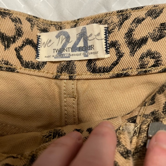 NWT free people leopard print high waisted shorts - Picture 6 of 8